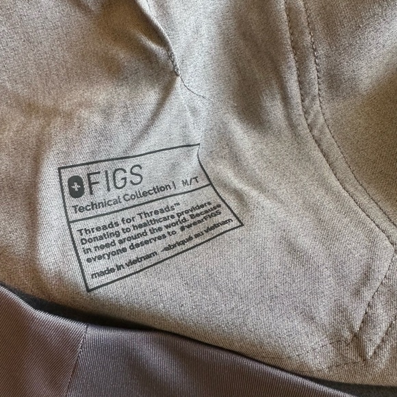Figs High Waisted Gray Scrub Pants - Picture 3 of 4